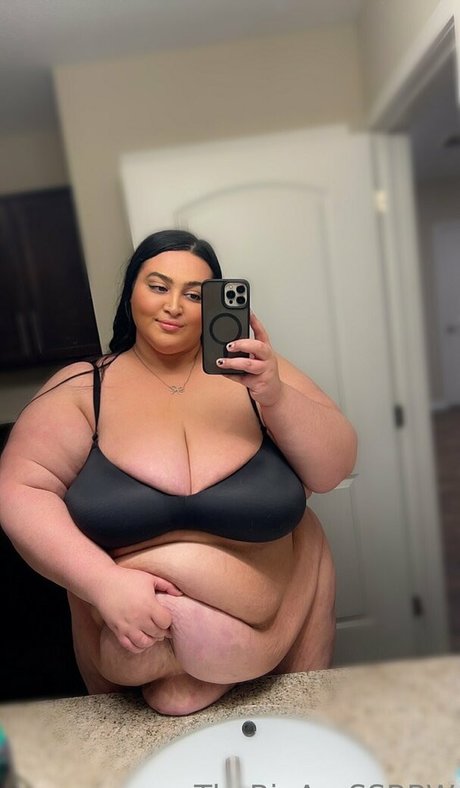 Thebigassssbbw1