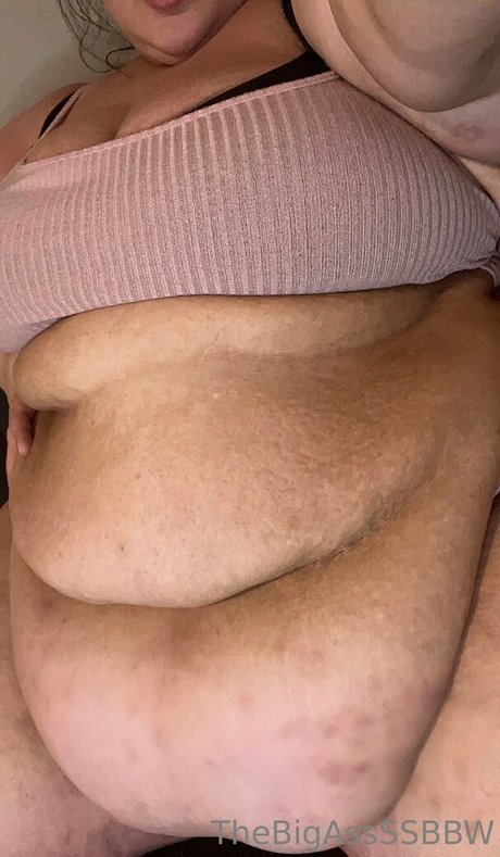 Thebigassssbbw1