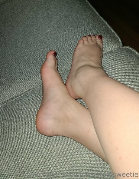 Smelliefeetsweetie