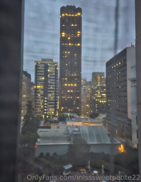 Misssweetpetite22