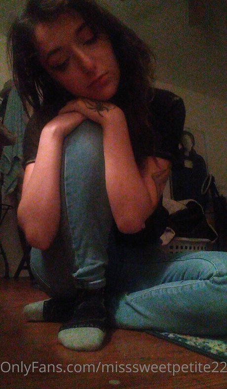 Misssweetpetite22