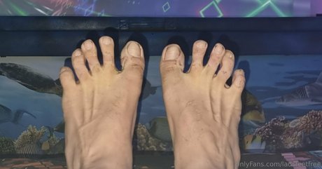 Ladsfeetfree