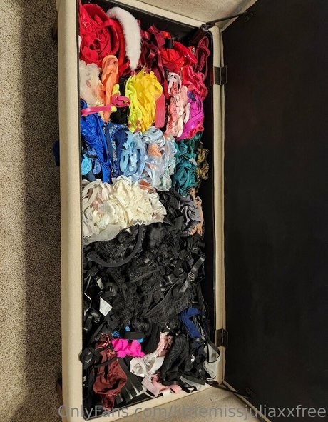 Littlemissjuliaxxfree