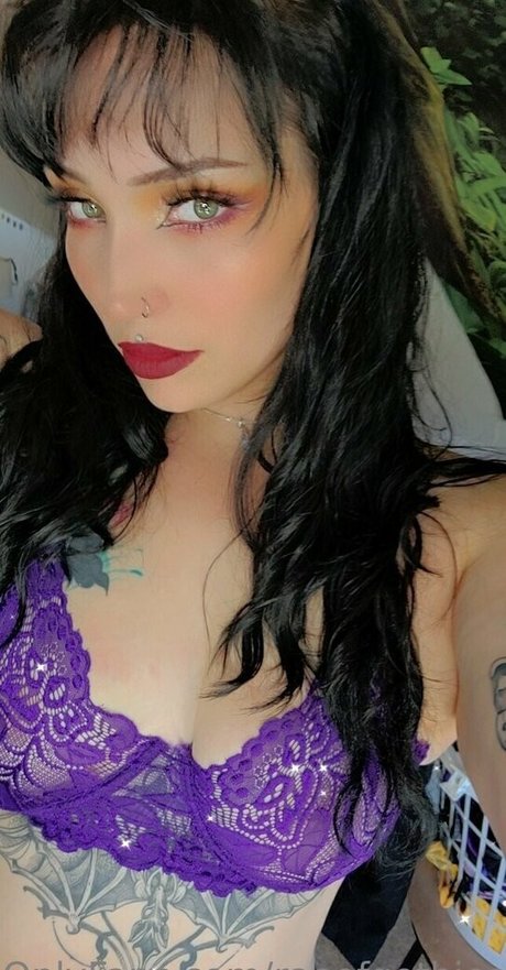 Raeofgothiccsunshine