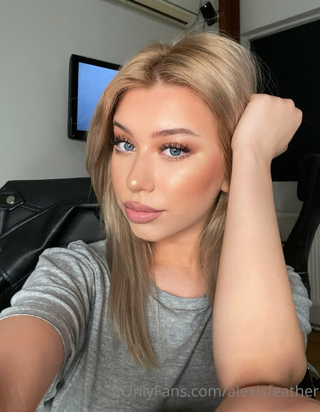 Alexisfeather