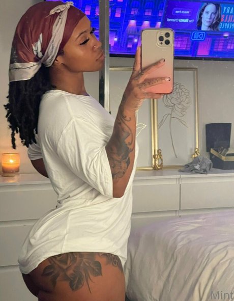 Therealbombshellmint