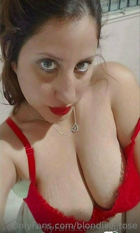 Blondiiierose