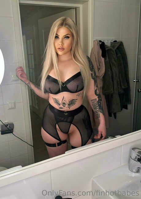 Finhotbabes