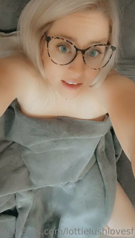 Lottielushlovesfree