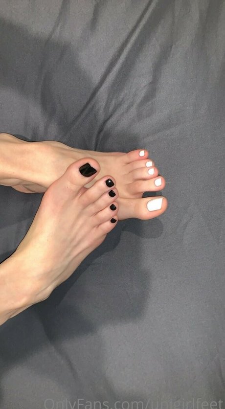 Unigirlfeet