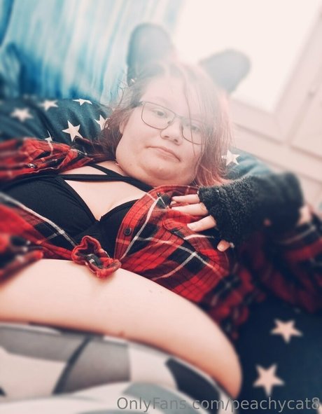 Peachycat8