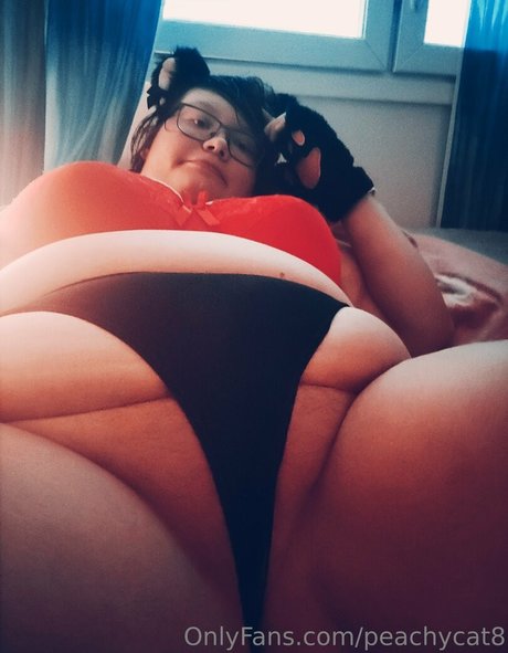 Peachycat8
