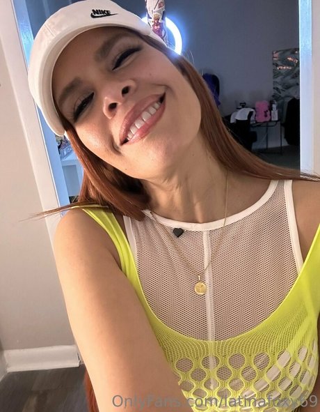 Latinafoxy69