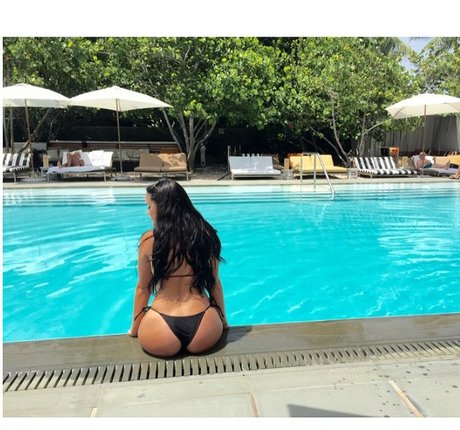 Sarah Love Macdonald