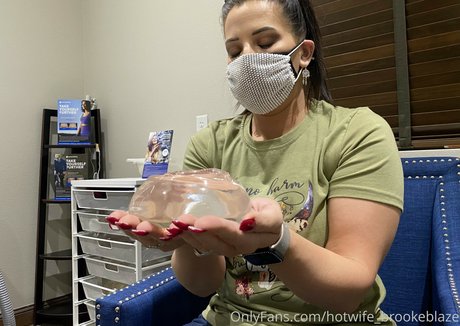 Hotwifebrookeblaze