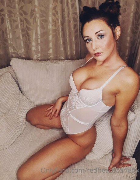 Redheadscarlettx