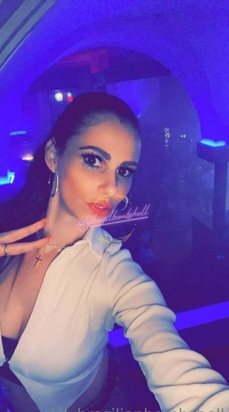 Lilybrazilianbombshell