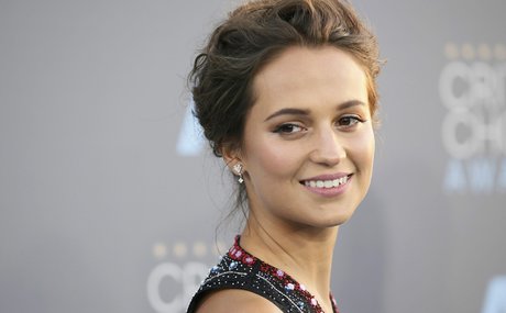 Alicia Vikander