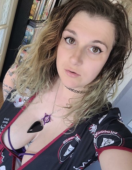 Pregnantmamamsalicefury