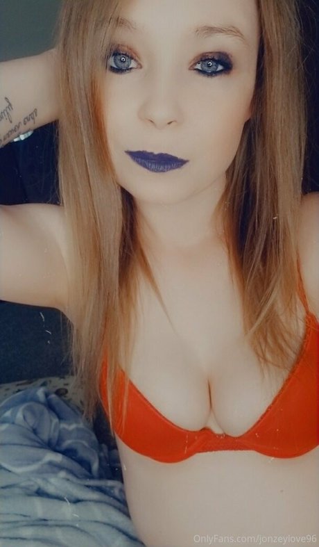 Jonzeylove96
