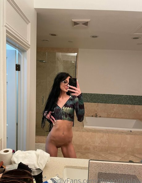 Theeonlyalaia