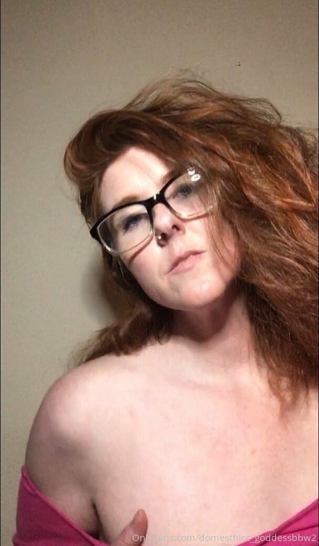 Domesthiccgoddessbbw2