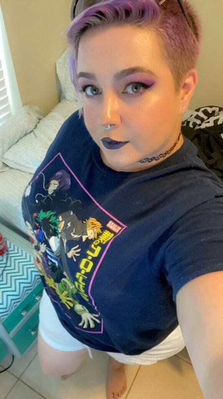 Unsupervisedhousewife