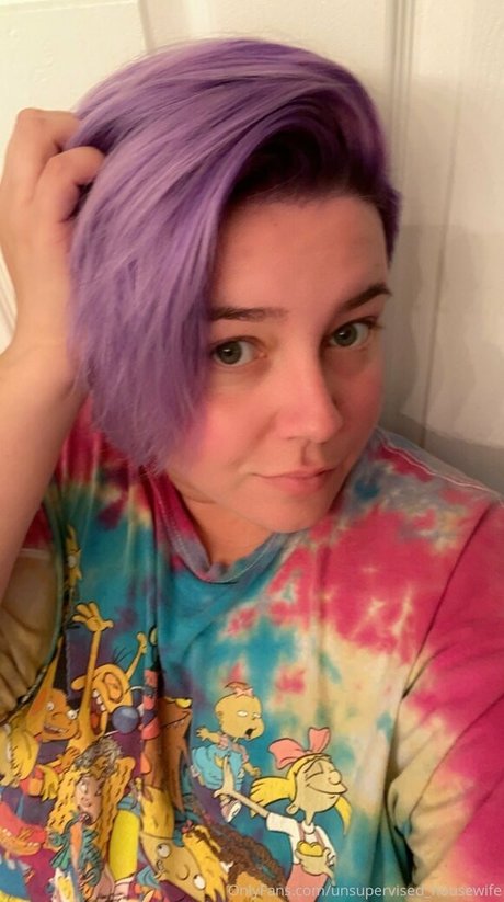 Unsupervisedhousewife