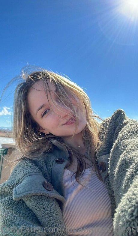 Lilyanafoxvideostore