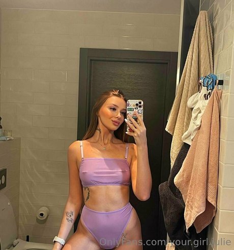 Yourgirljulie