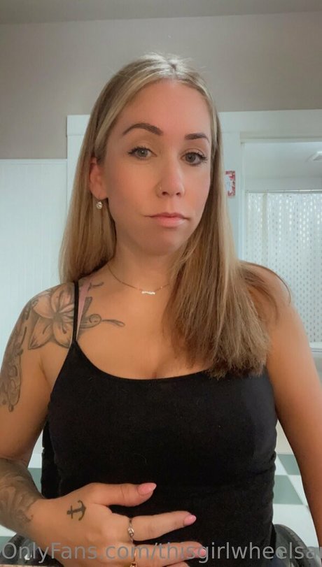 Thisgirlwheelsamputee