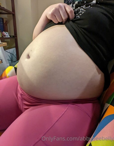 Abbybeebelly