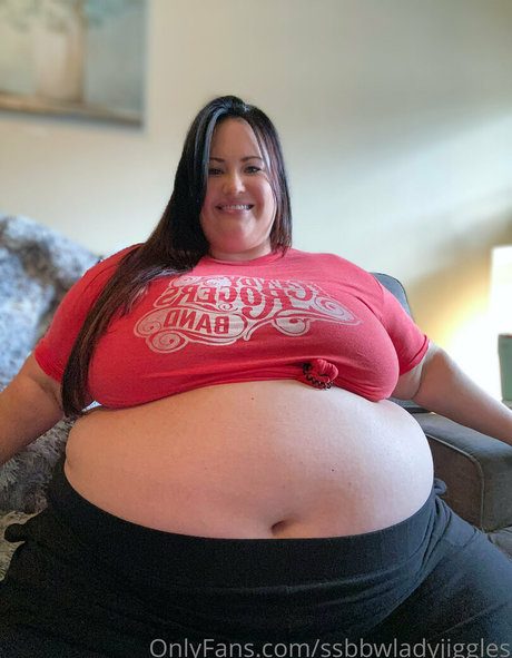 Ssbbwladyjiggles