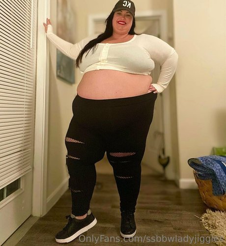 Ssbbwladyjiggles