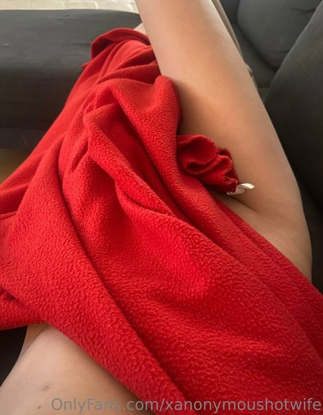 Xanonymoushotwife