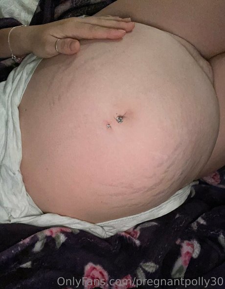 Pregnantpolly30