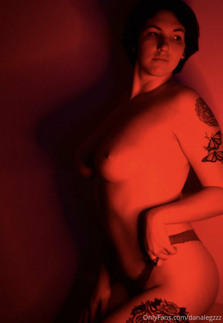 Danalegzzz