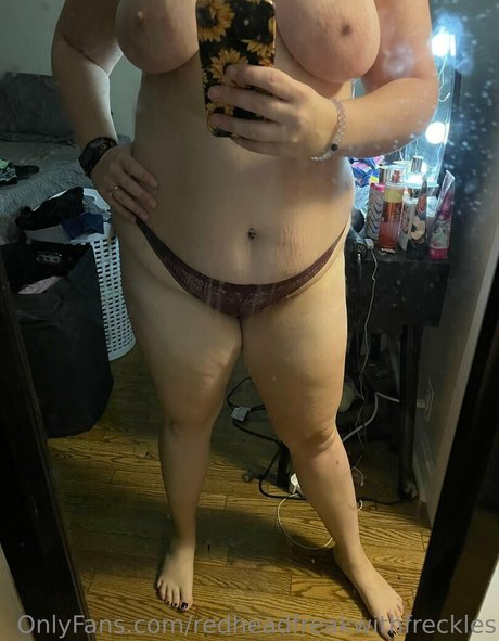 Redheadfreakwithfreckles