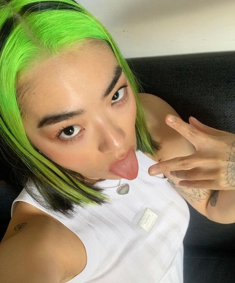 Rina Sawayama