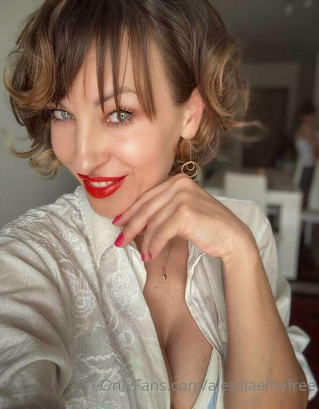Alessiaelfiefree